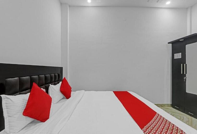 Отель O The Pal S Residency