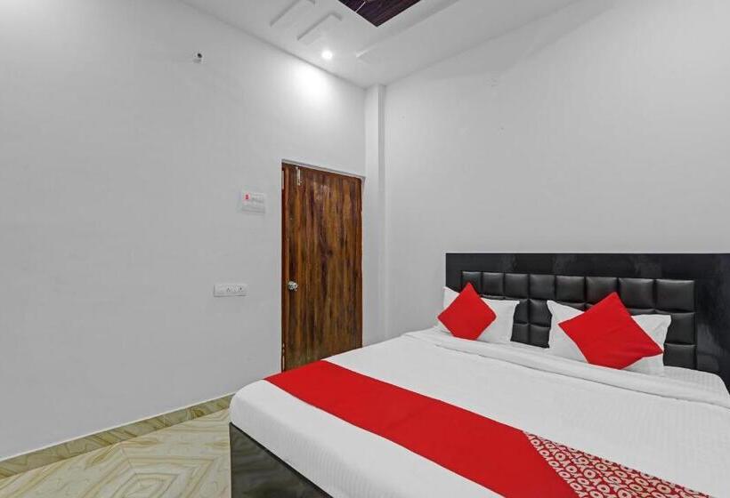 Отель O The Pal S Residency