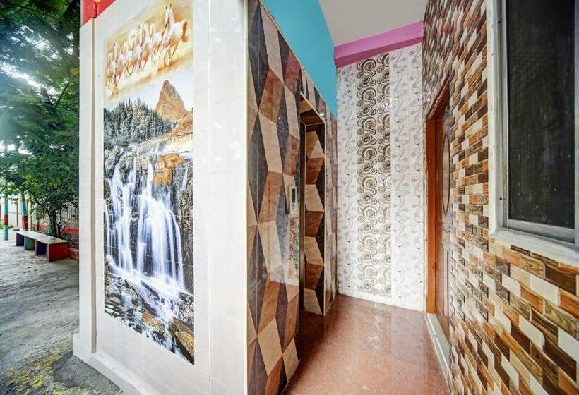 בית מלון כפרי Oyo 81951 S B Lodge