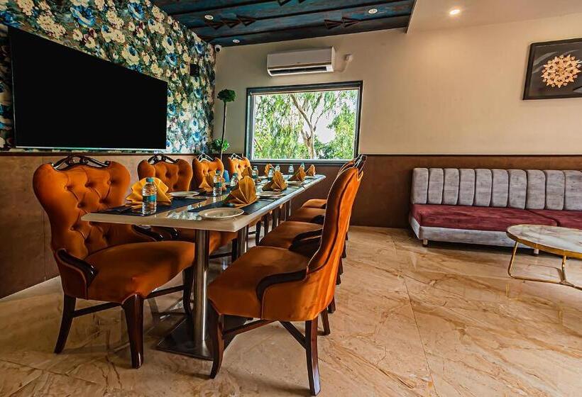 Отель Regenta Inn Sambalpur, Farm Road