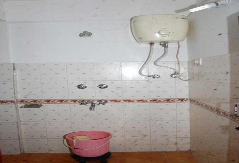 Отель Goroomgo Shivay Kausani