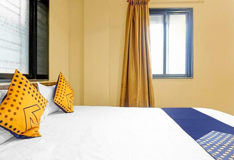 Отель Flagship Ashwini Lodge