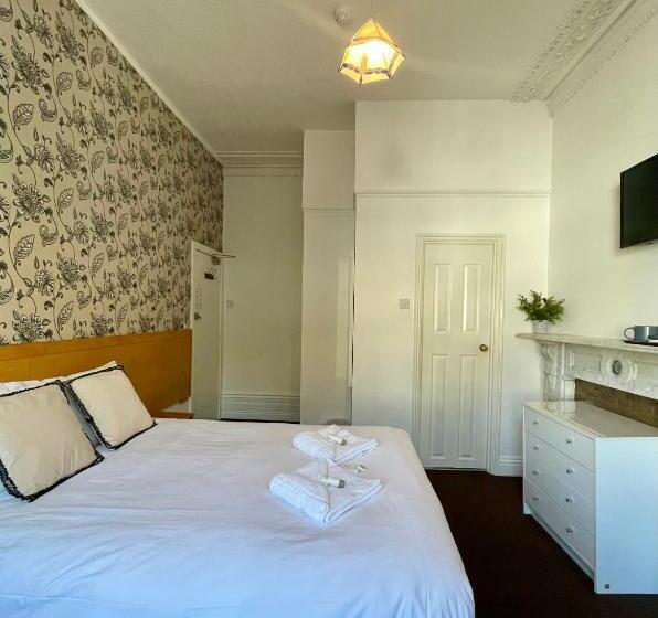 فندق The Lodge Bournemouth