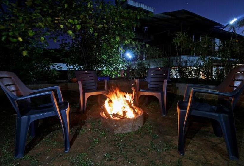 فندق Treebo La Paradise