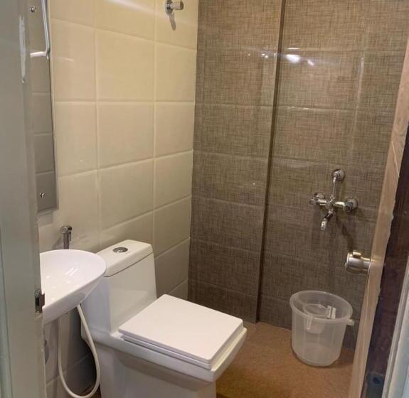 فندق Vismaya Comforts