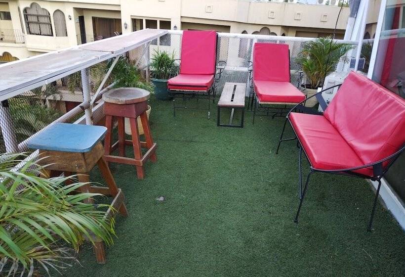 Nahualli Hostel Tamarindo