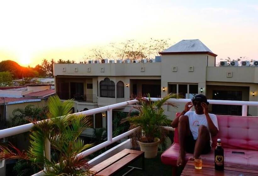 Nahualli Hostel Tamarindo
