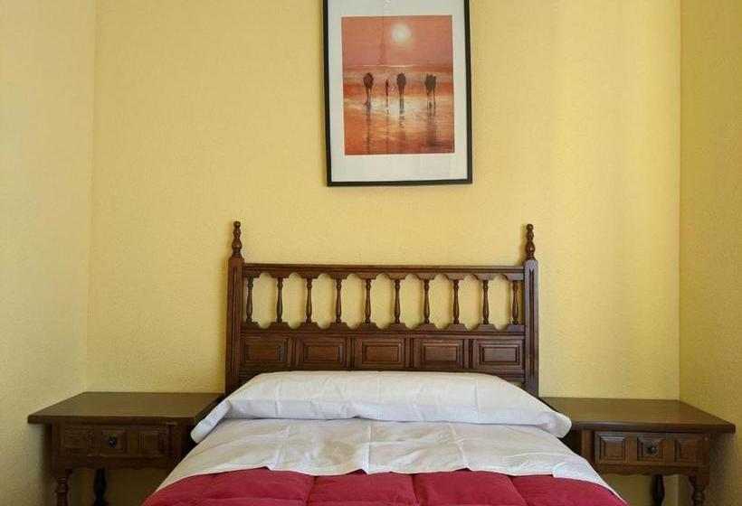 פנסיון Hostal Casa Chore By Gaiarooms