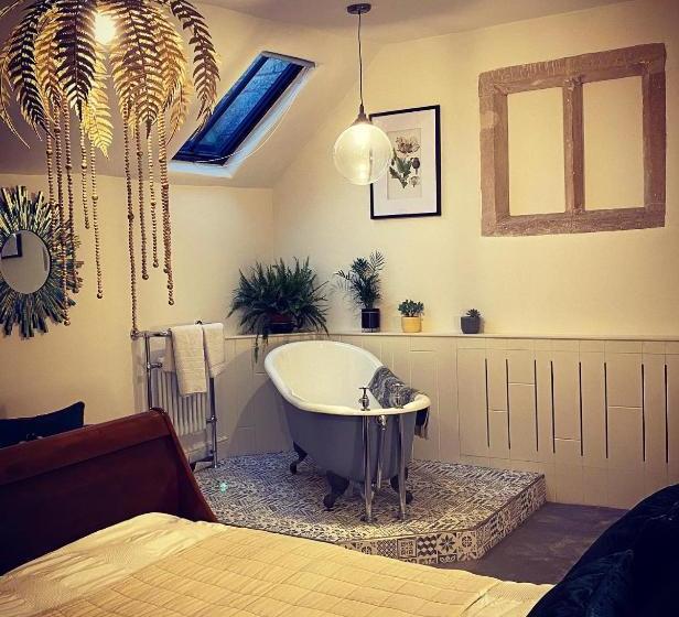 بنسيون Halford House   Adults Only