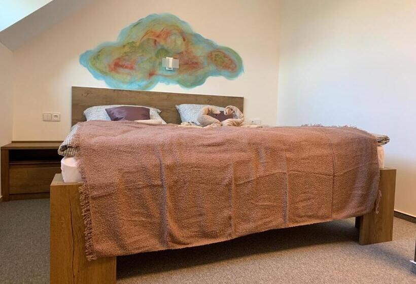 بنسيون Kamrovec