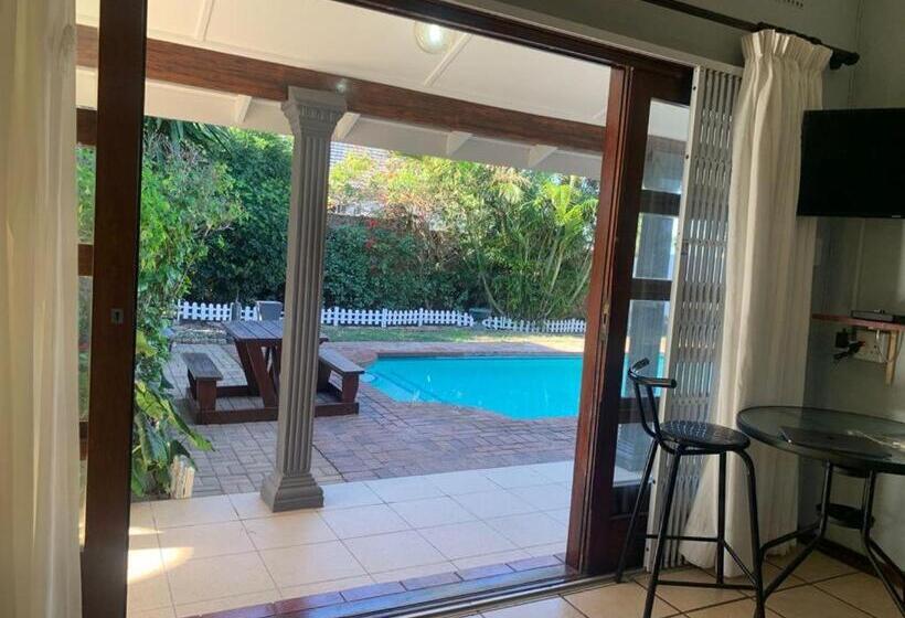 פנסיון Nonisands Guesthouse