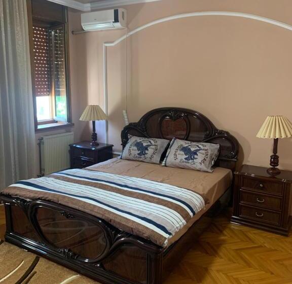 پانسیون Relax And Pool Apartments Novi Sad