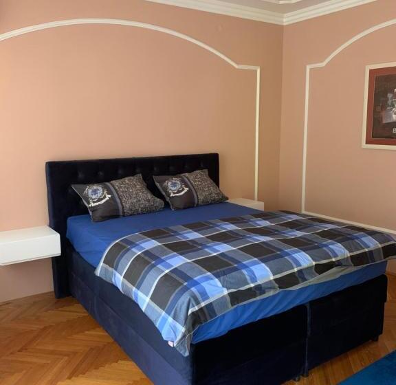 پانسیون Relax And Pool Apartments Novi Sad