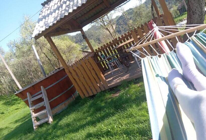 膳宿费 Room In Guest Room Sejour In Green Garden With Lake View For 2 People