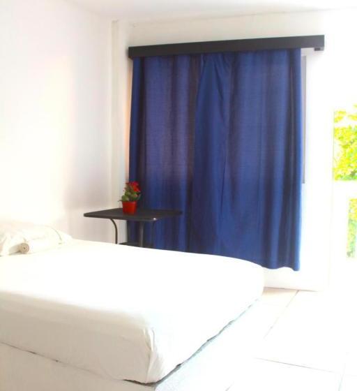 پانسیون Room In Guest Room   Double Room For A Couple