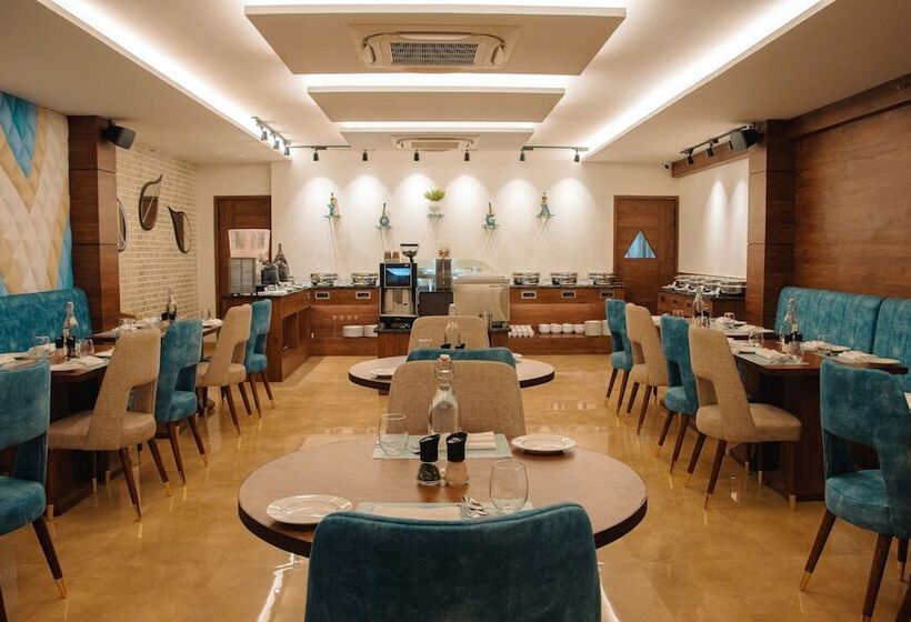 Playotel Premier Vijay Nagar