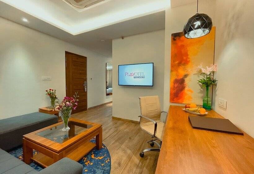 Playotel Premier Vijay Nagar