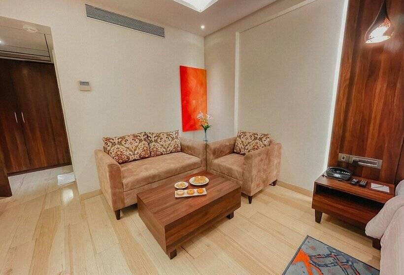 Playotel Premier Vijay Nagar