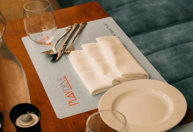 Playotel Premier Vijay Nagar