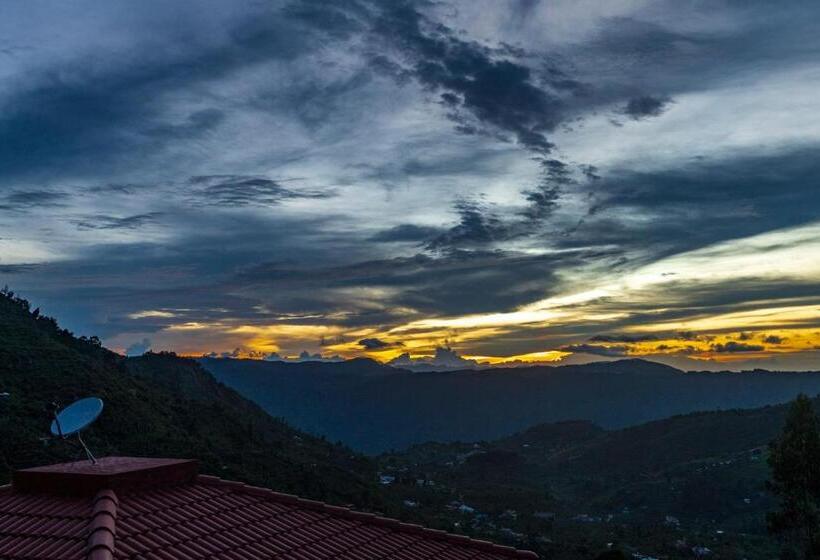 منتجع Warmth Hill Crest