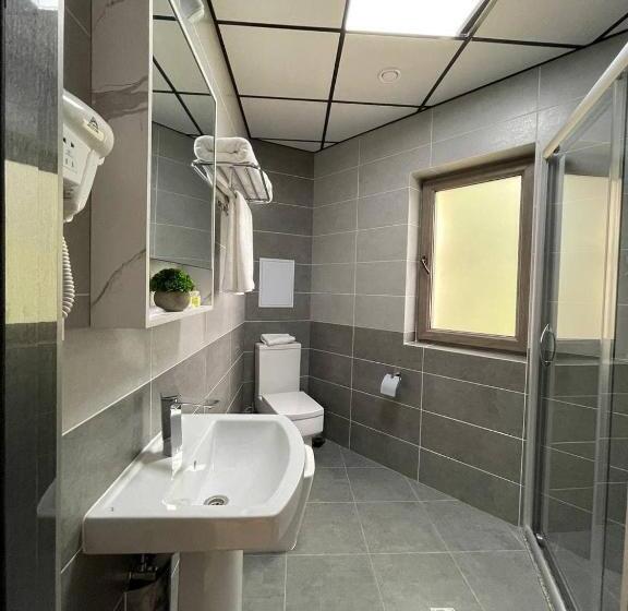 Alpha Plaza Hotel & Spa