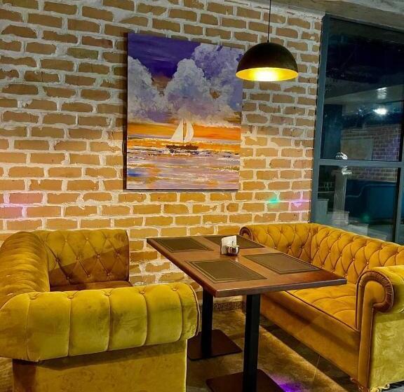 Alpha Plaza Hotel & Spa