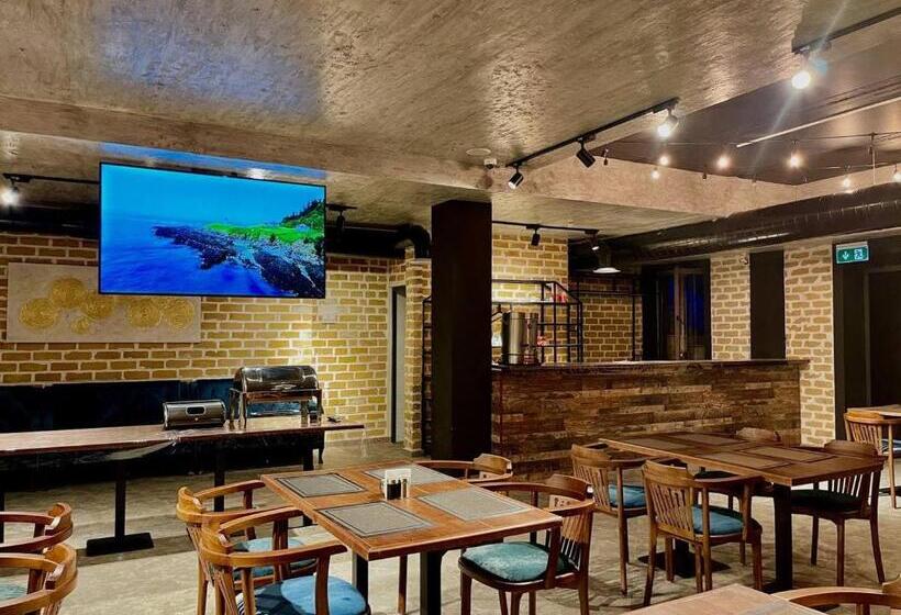 Alpha Plaza Hotel & Spa