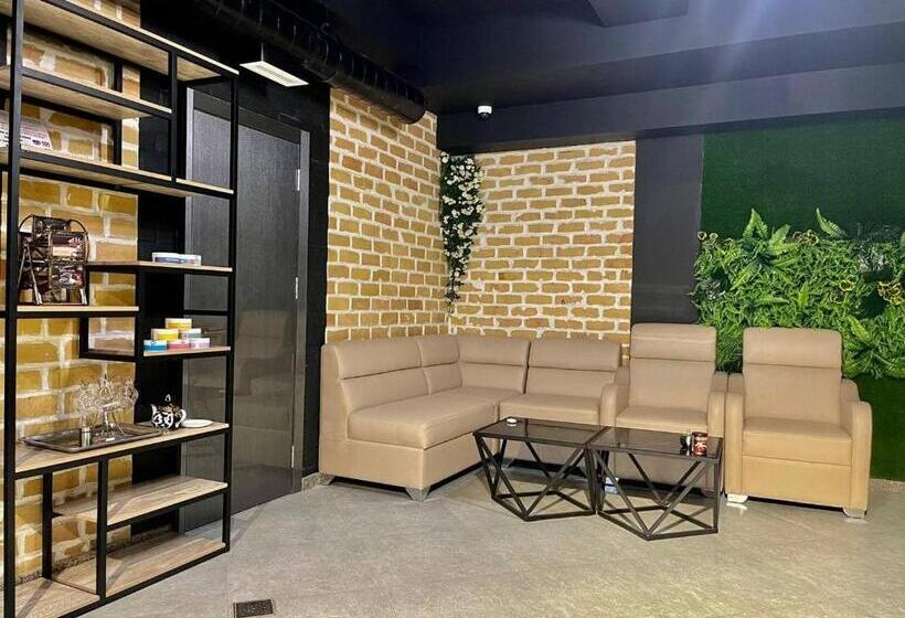 Alpha Plaza Hotel & Spa