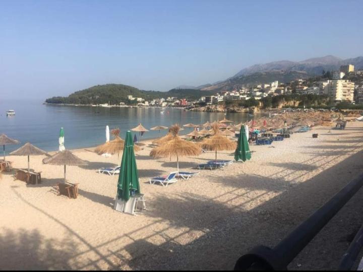 住宿加早餐  Areti Rooms