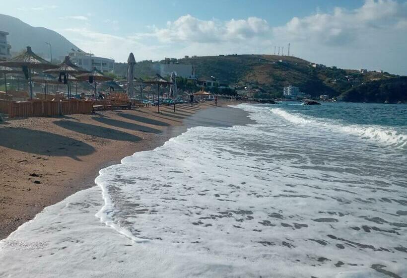 住宿加早餐  Areti Rooms