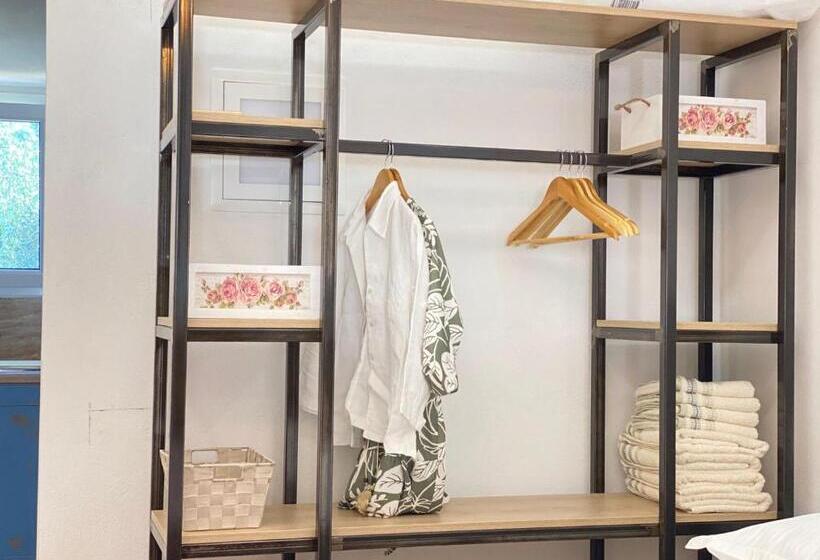 住宿加早餐  Areti Rooms