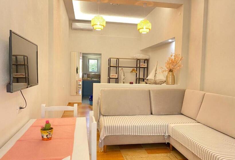 住宿加早餐  Areti Rooms