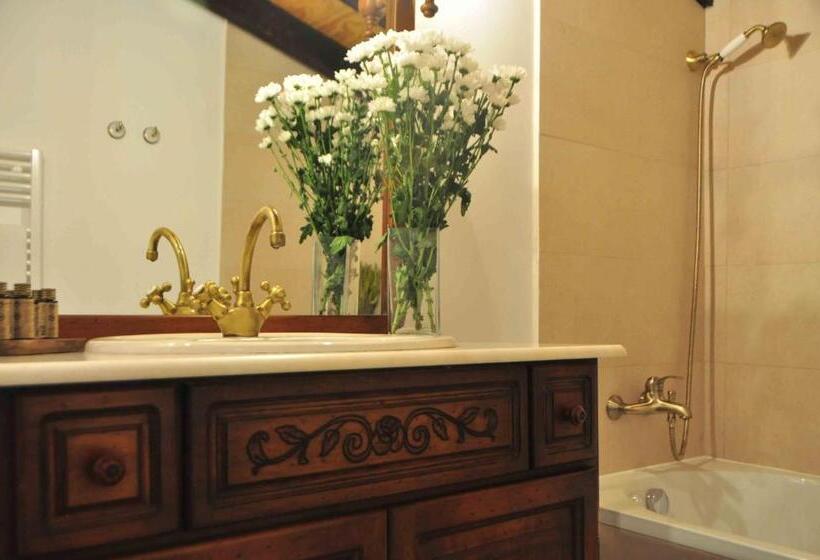 مبيت وإفطار Casa Mendilore