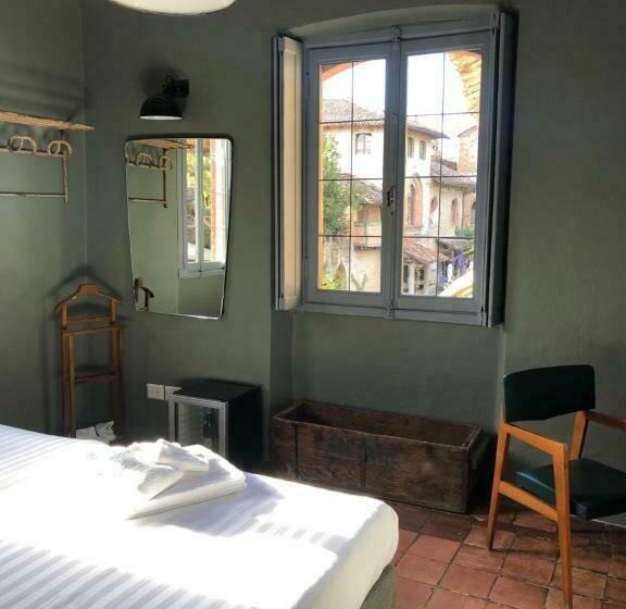 مبيت وإفطار La Locanda Di Grazzano Visconti