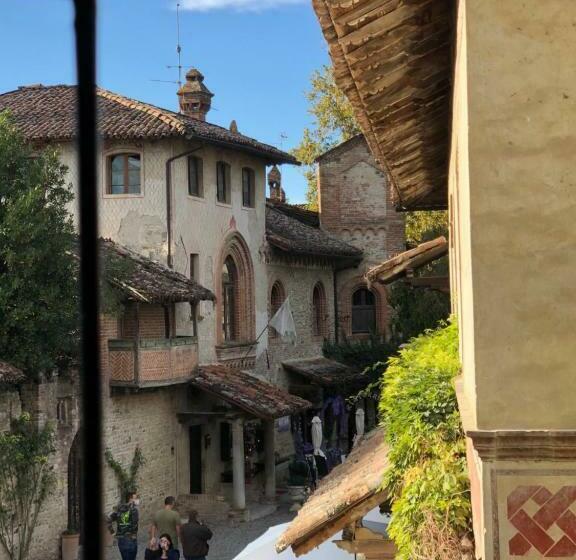 ベッドアンドブレックファースト La Locanda Di Grazzano Visconti