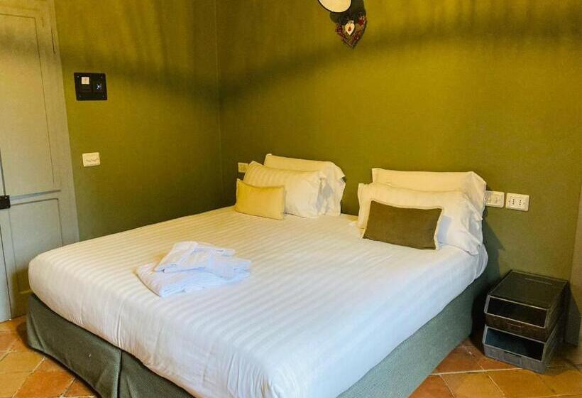 ベッドアンドブレックファースト La Locanda Di Grazzano Visconti