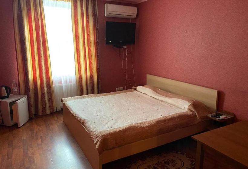 Hôtel гостинний маєток