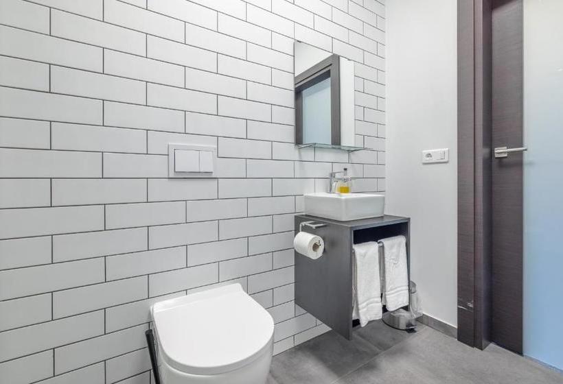 Abc Hotel By Reykjavik Keflavik Airport