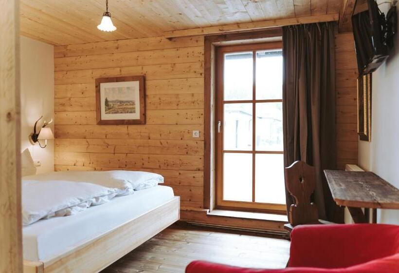 בית מלון כפרי Am Fichtelsee