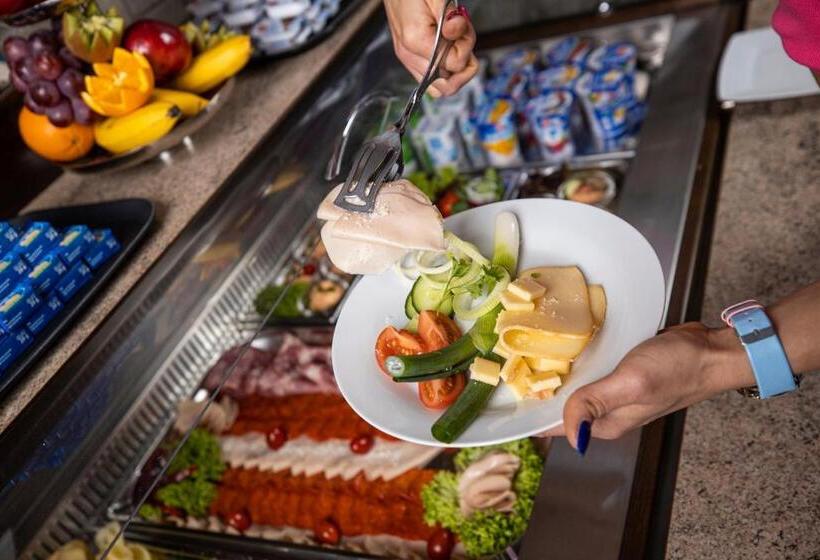 호텔 Arena Deluxe & Spa