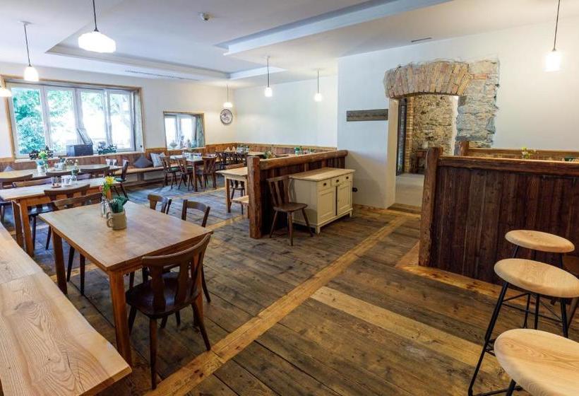 Bergwirt Hotel & Gasthof