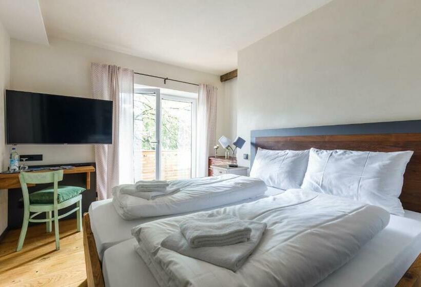 Bergwirt Hotel & Gasthof