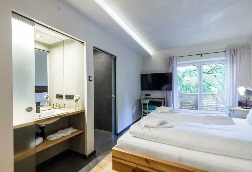 Bergwirt Hotel & Gasthof