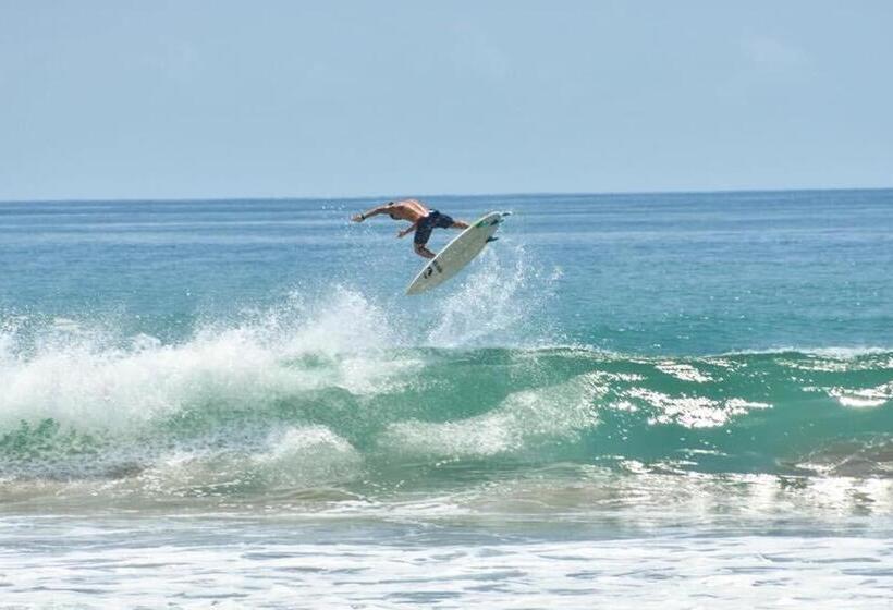 هتل Boutique Rooms At La Junta