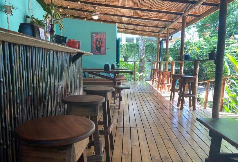 هتل Boutique Rooms At La Junta