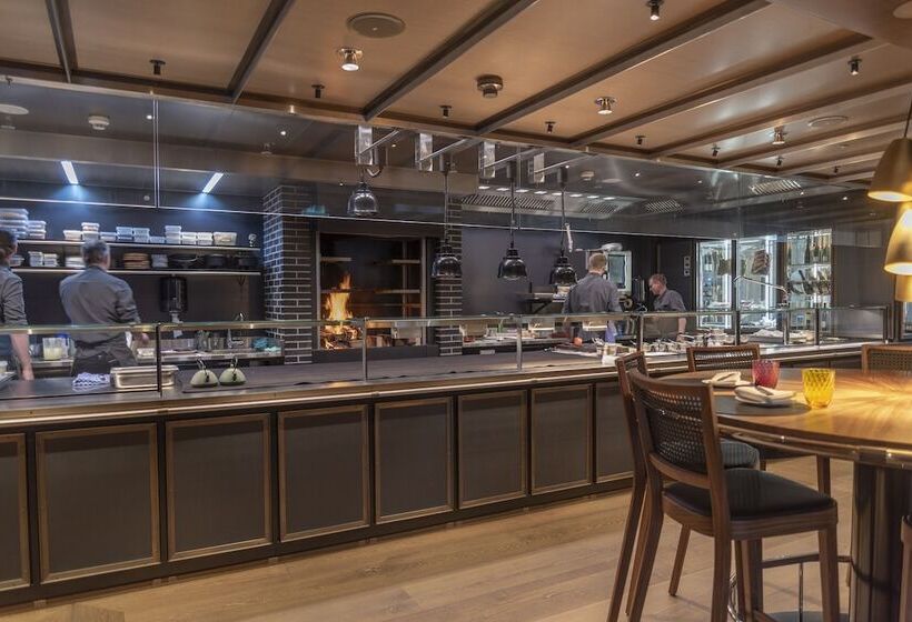 בית מלון כפרי Caspar Swiss Quality