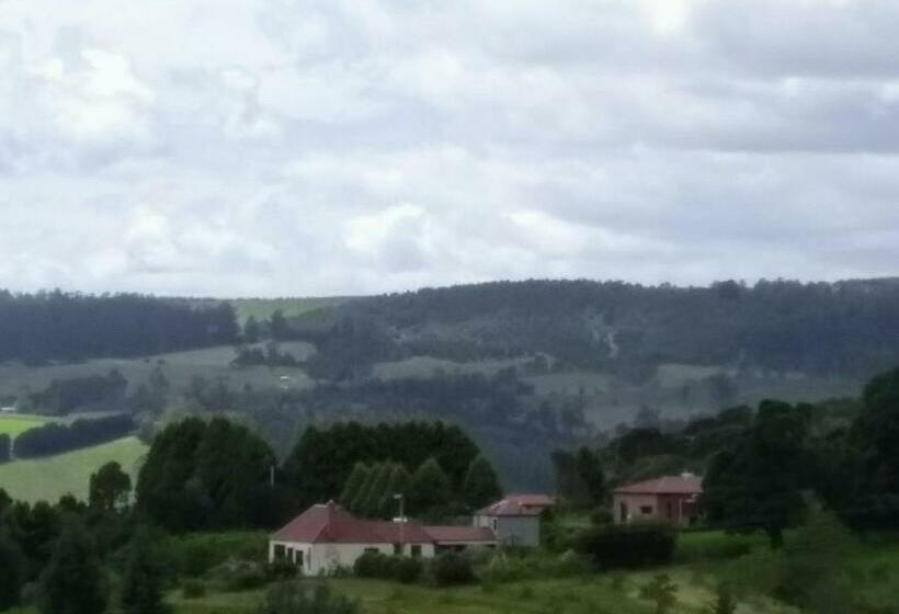 فندق Cherry Top Farmstay  Boutique Eco Village