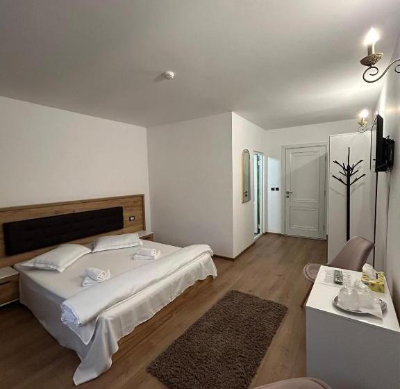 Отель Complex Zeus