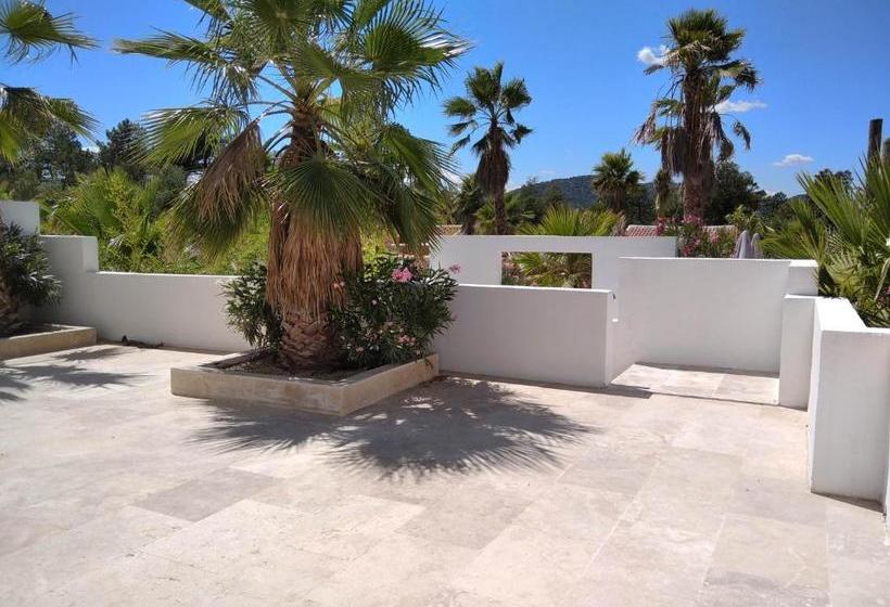 Отель Costa Bahia