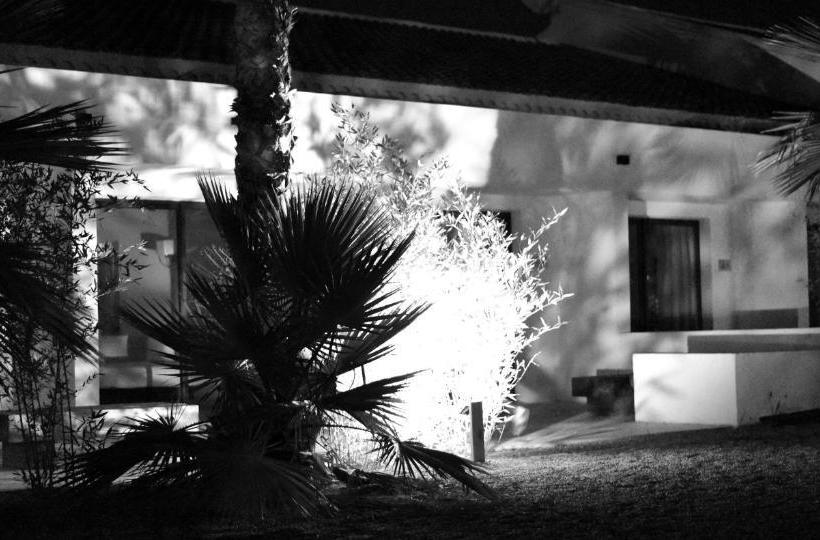 Отель Costa Bahia